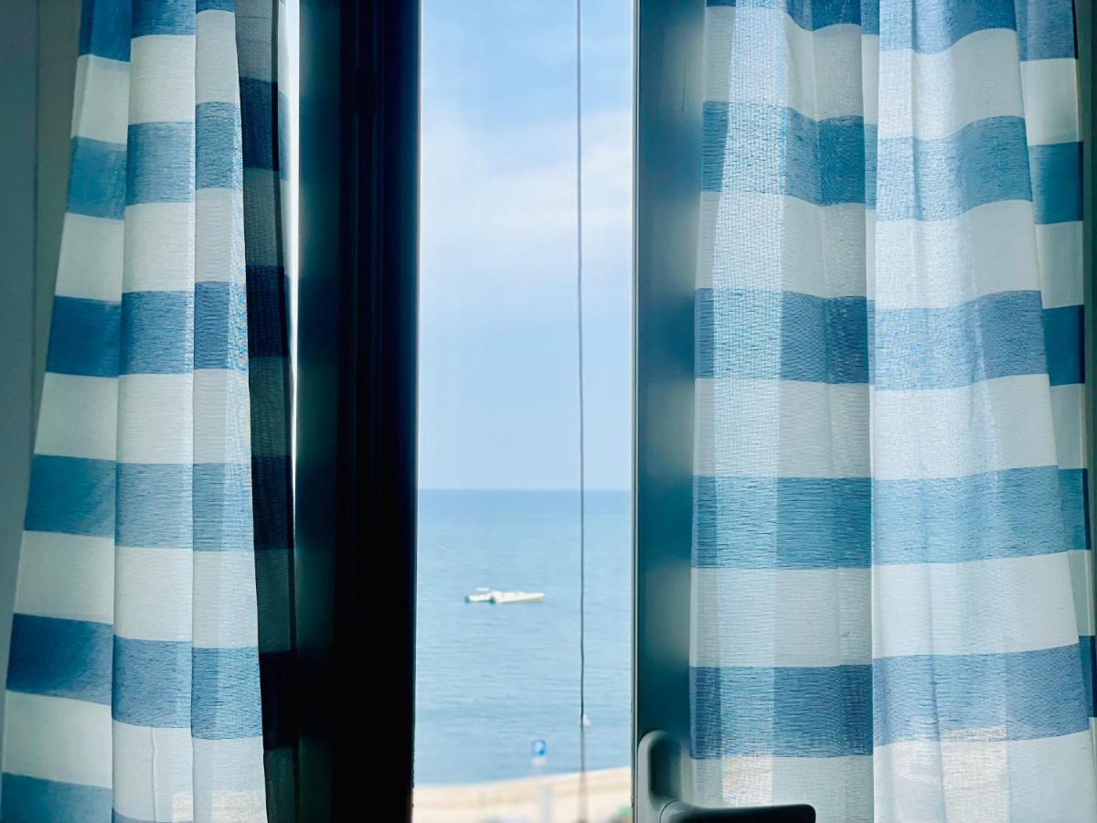 Casa Rosita-Vista Cattedrale,Mare,Tribunale E Castello Nel Pieno Centro Di Trani-Wifi מראה חיצוני תמונה